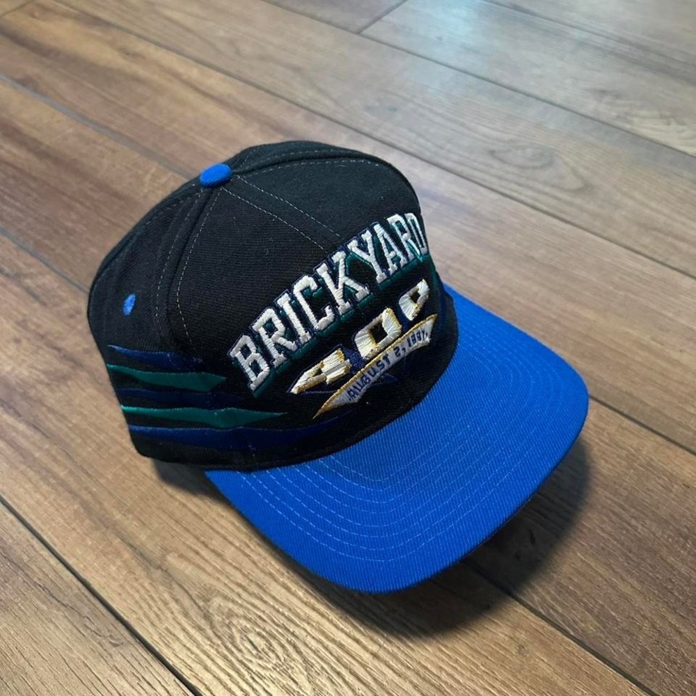 Vintage Logo Athletic Brickyard 400 Diamond Cut SnapBack Hat OSFM Black and blue - Picture 3 of 8